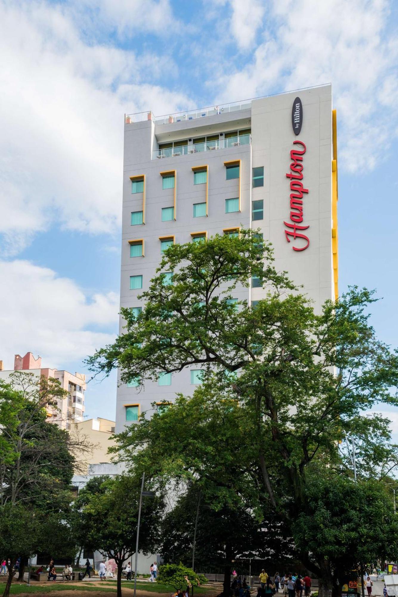 Hampton By Hilton Bucaramanga Hotel Exterior foto